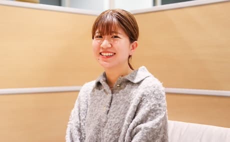 社員: 坂根 瑛梨子