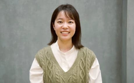 社員: 橋本 紗矢香